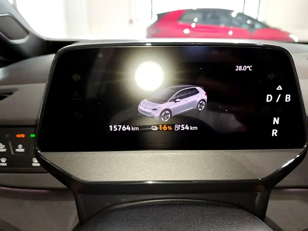 Volkswagen ID.3 — миниатюра 12