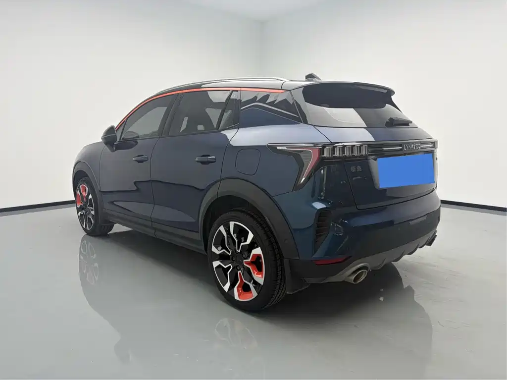 Lynk & Co 06 — миниатюра 4
