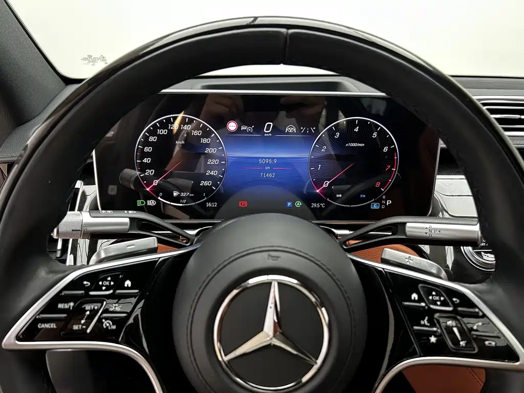 Mercedes-Benz S-Class — миниатюра 10