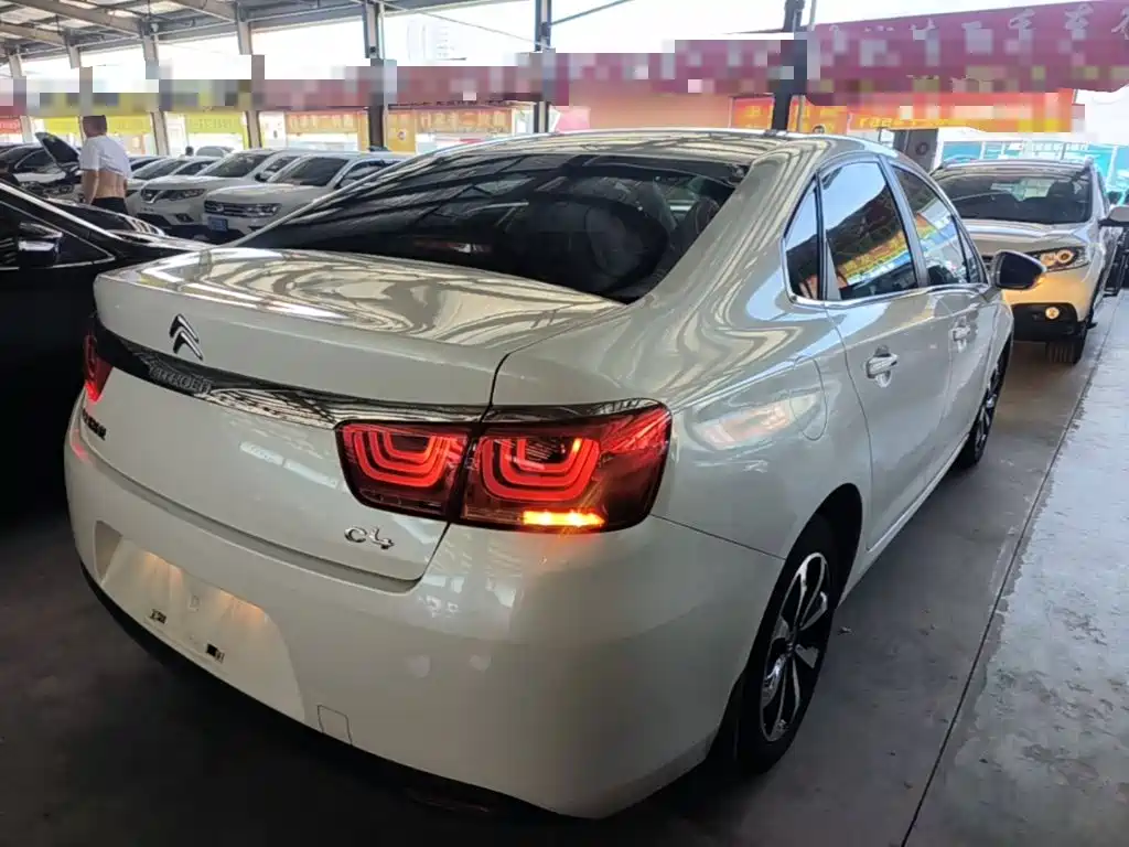 Citroen C4 — миниатюра 7