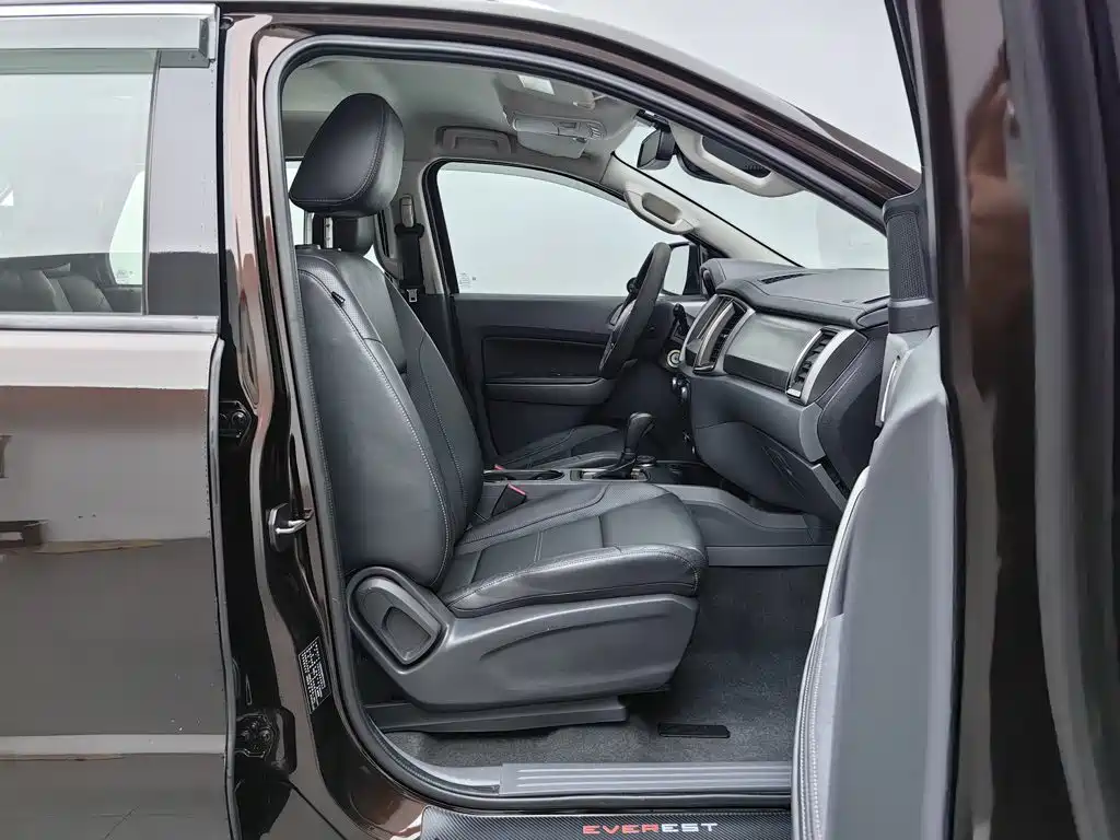 Ford Everest — миниатюра 23