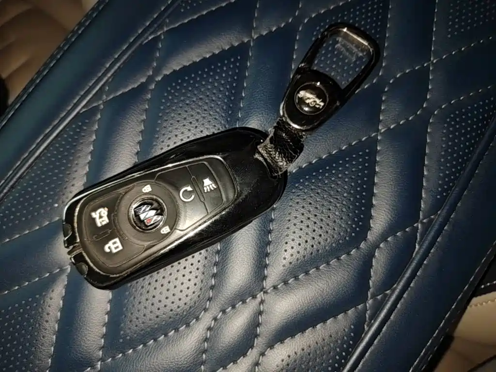 Buick GL8 — миниатюра 9