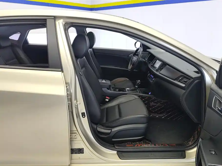 Hyundai Mistra - фото 8