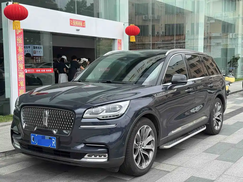 Купить Lincoln Aviator