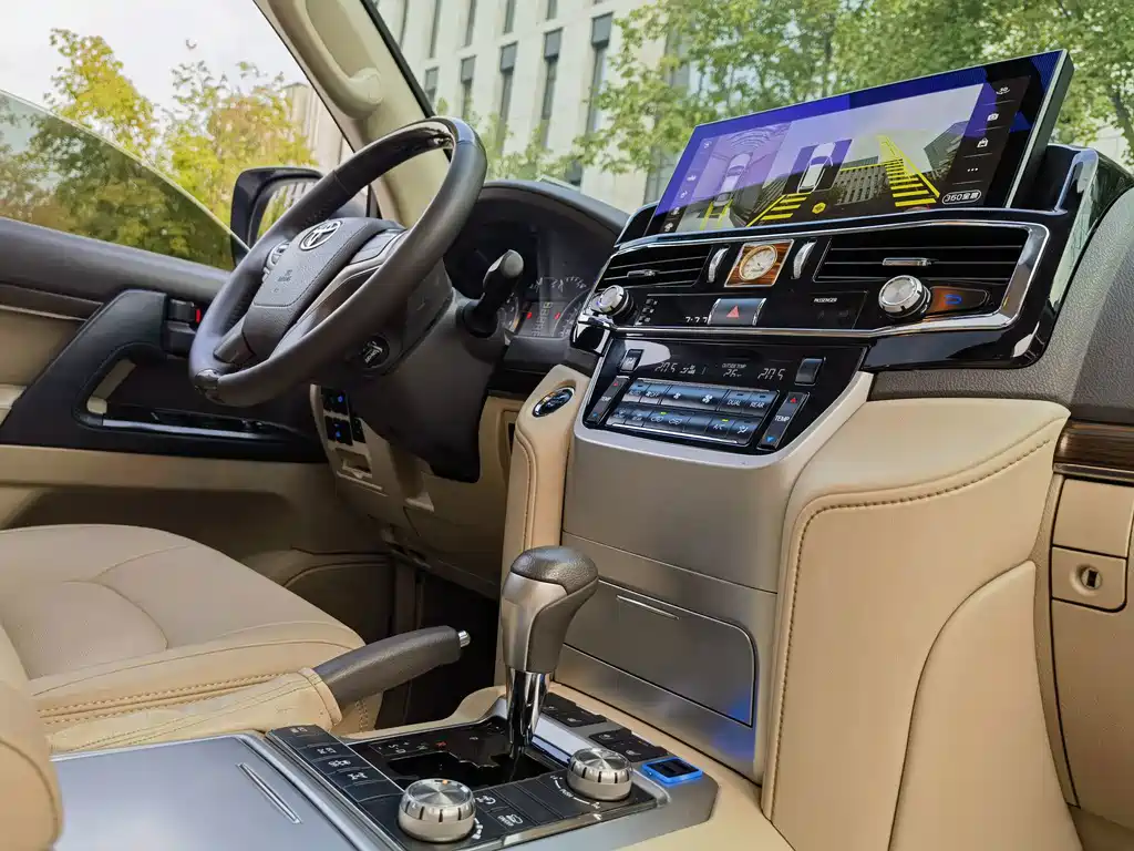Toyota Land Cruiser — миниатюра 11