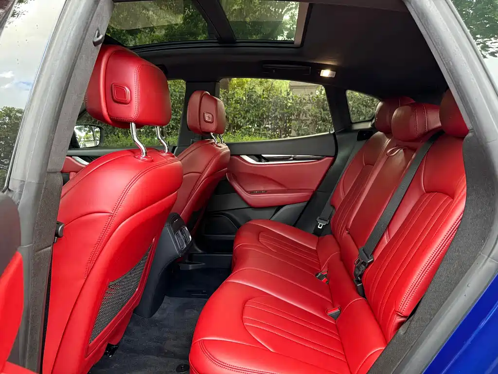 Maserati Levante — миниатюра 16