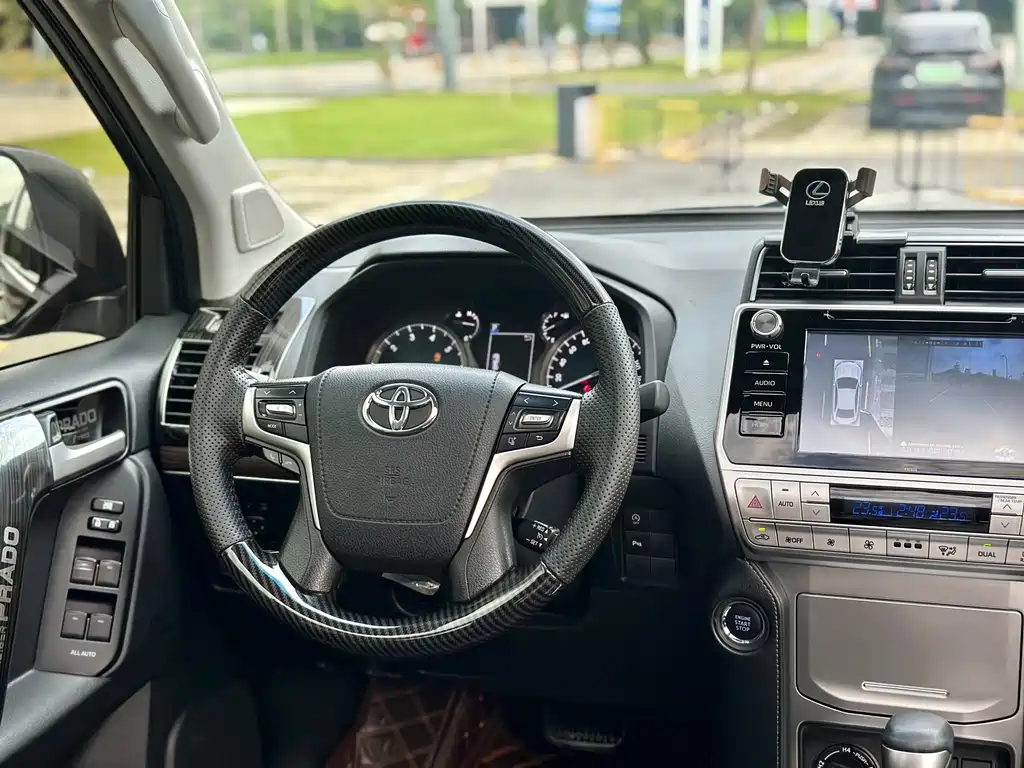 Toyota Prado — миниатюра 16