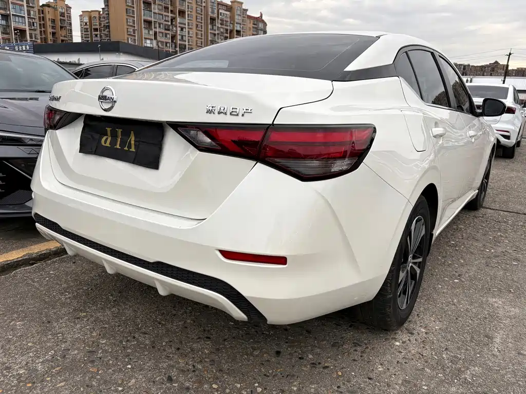 Nissan Sylphy — миниатюра 8