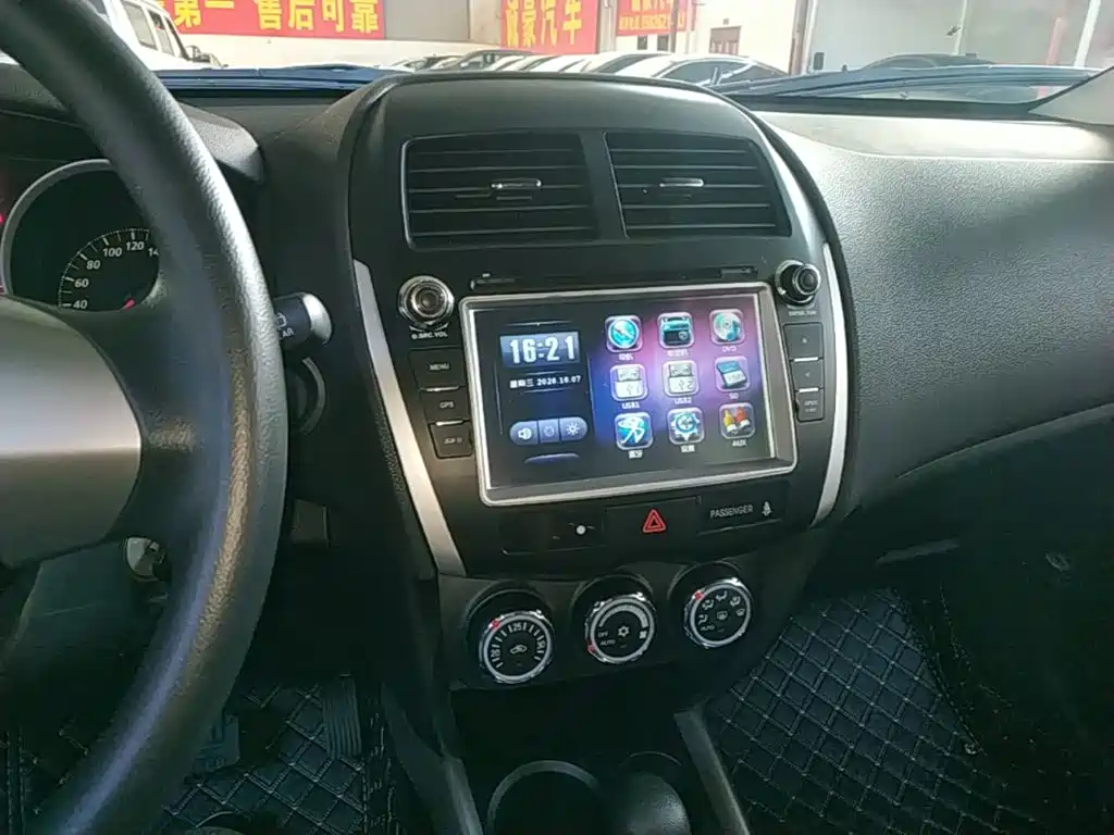 Mitsubishi ASX — миниатюра 13