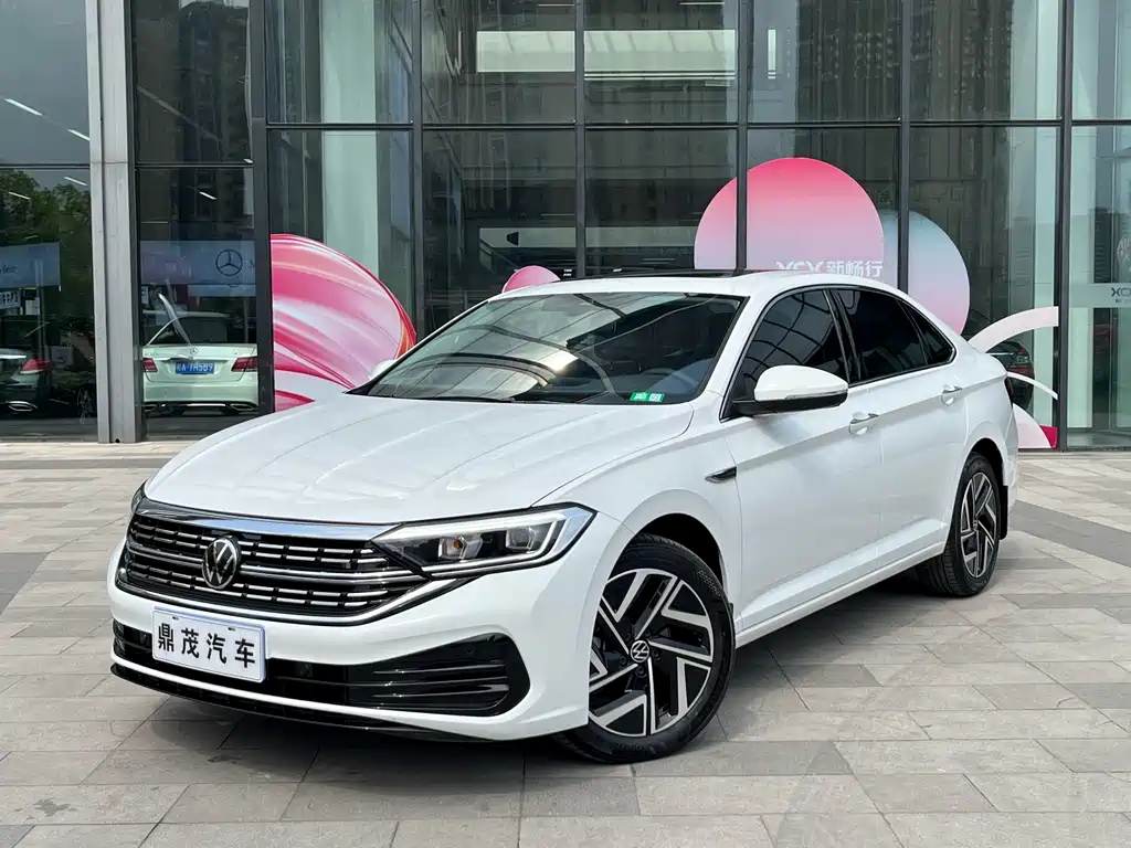 Volkswagen Sagitar 2024