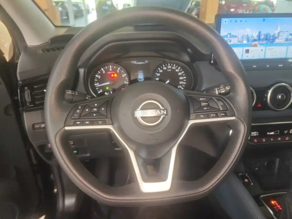 Nissan Qashqai — миниатюра 11