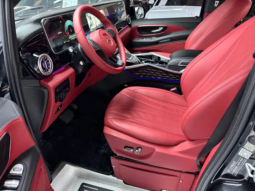Mercedes-Benz Vito 2020 2.0T 7 мест