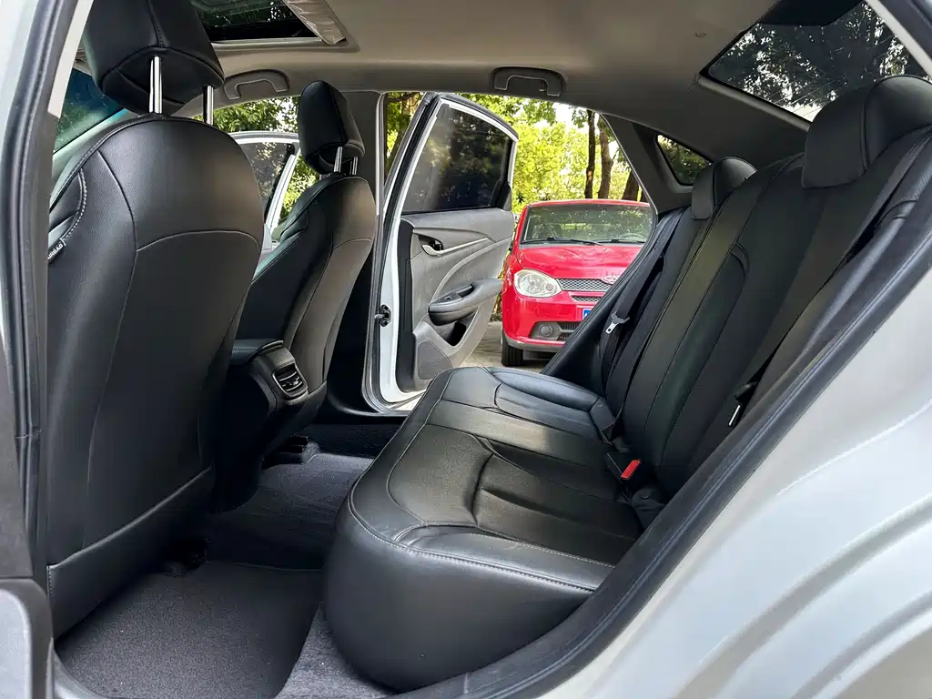 Buick Excelle — миниатюра 5