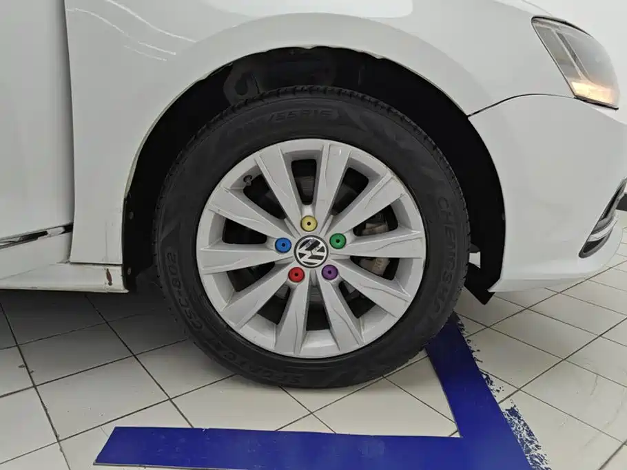 Volkswagen Sagitar — миниатюра 6