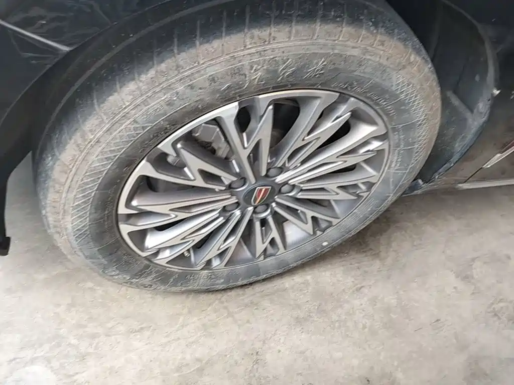 Hongqi Hongqi H5 — миниатюра 23