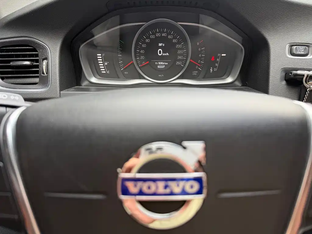 Volvo S60 — миниатюра 7