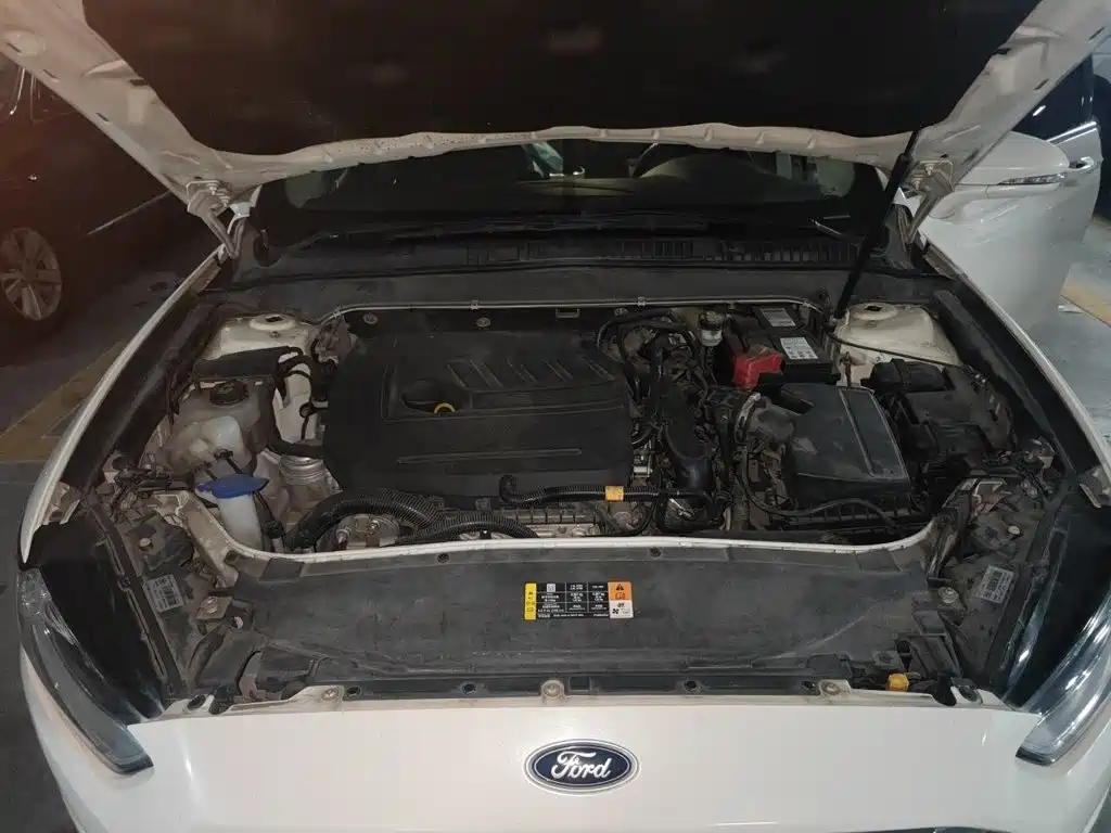 Ford Mondeo — миниатюра 11