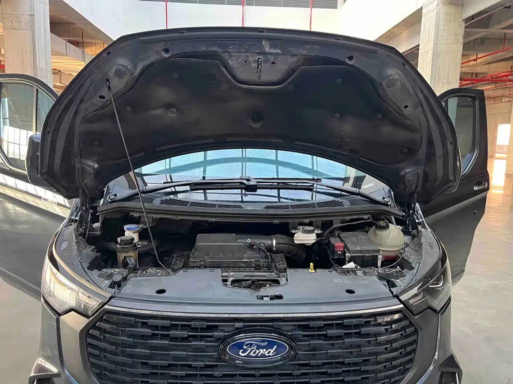Ford Transit — миниатюра 24