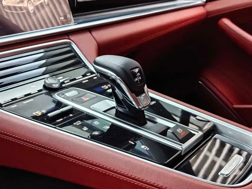 Porsche Panamera — миниатюра 13