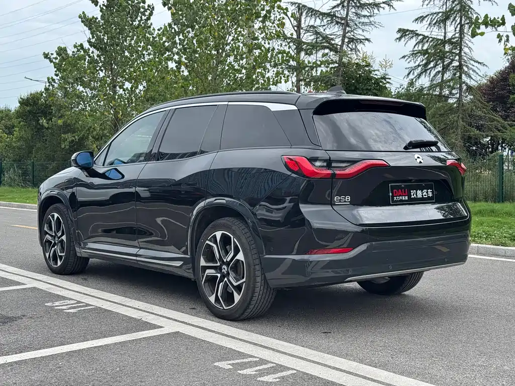 NIO ES8 — миниатюра 5