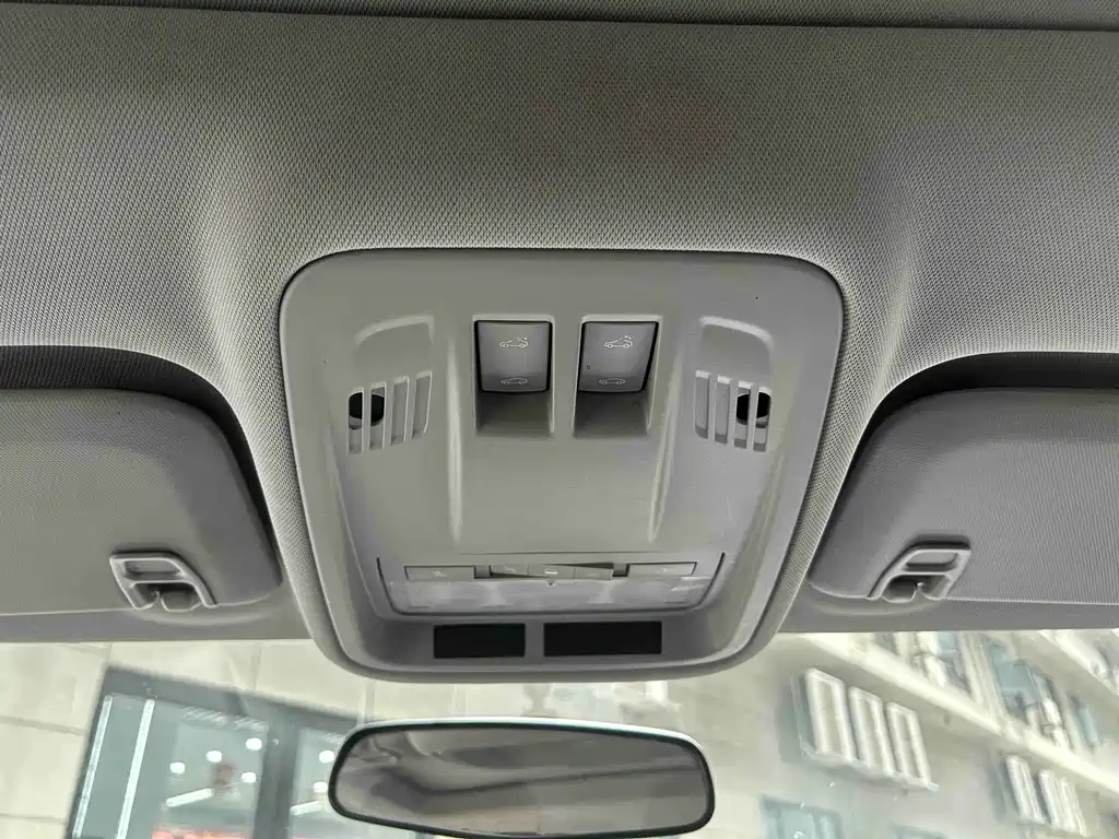 Chevrolet Cruze — миниатюра 8