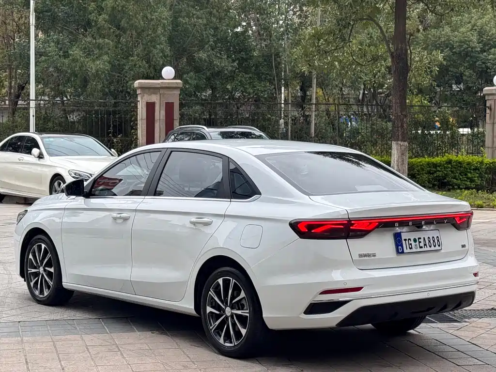 GEELY AUTOMOBILE EMGRAND