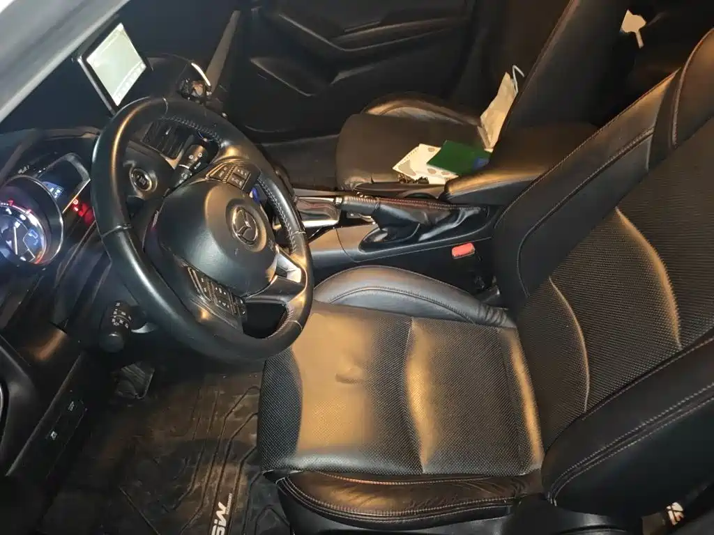 Mazda 3 Axela — миниатюра 12