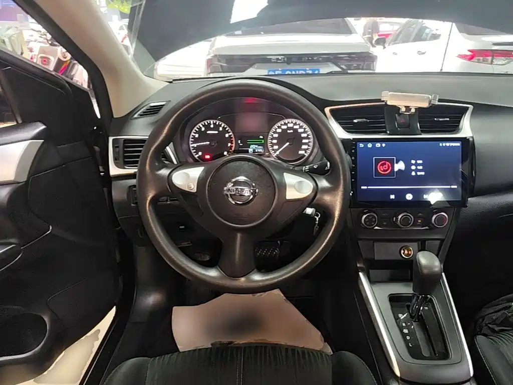 Nissan Sylphy — миниатюра 11