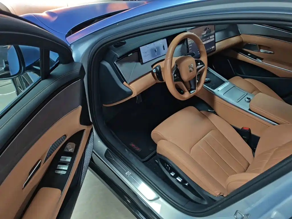BYD Хань Ли — миниатюра 16