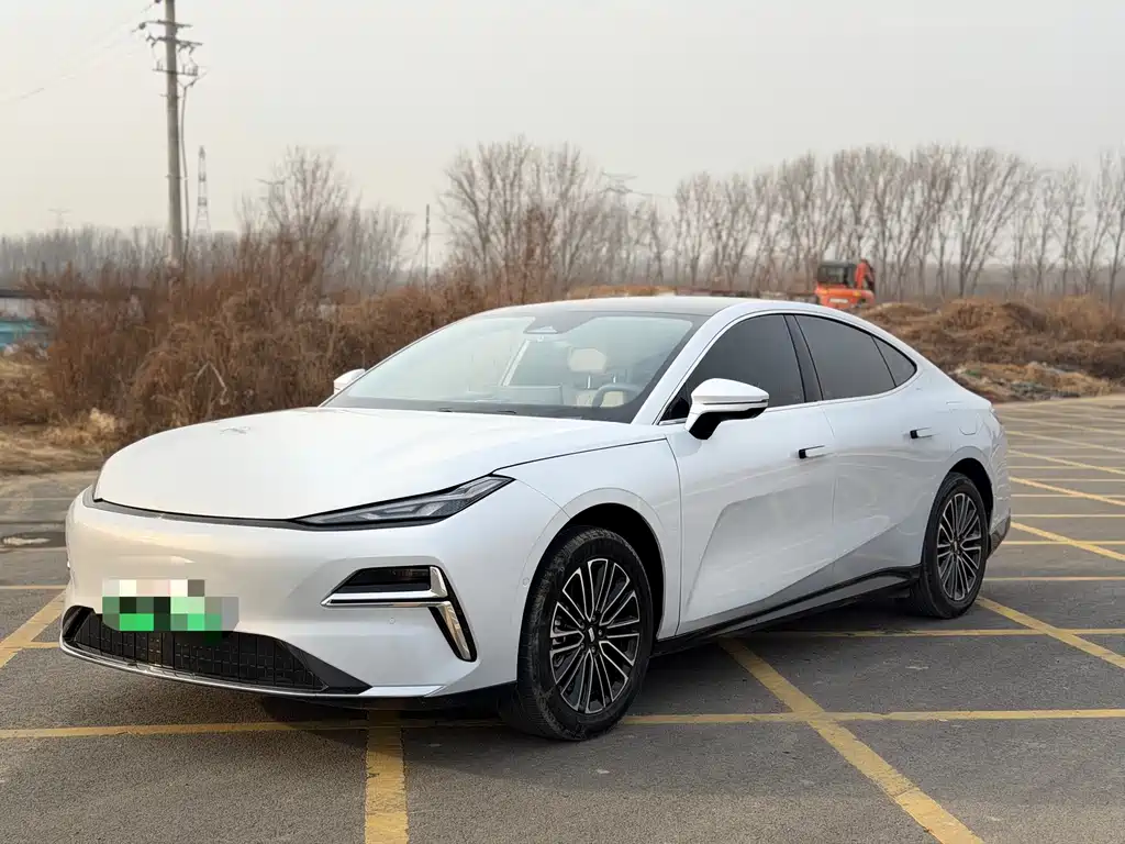 GEELY GALAXY GALAXY SPARKLE 8