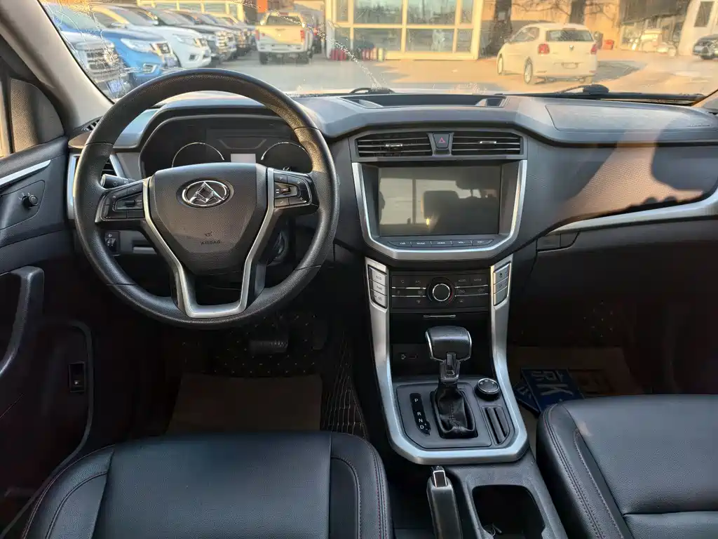 SAIC MAXUS CHASE T60