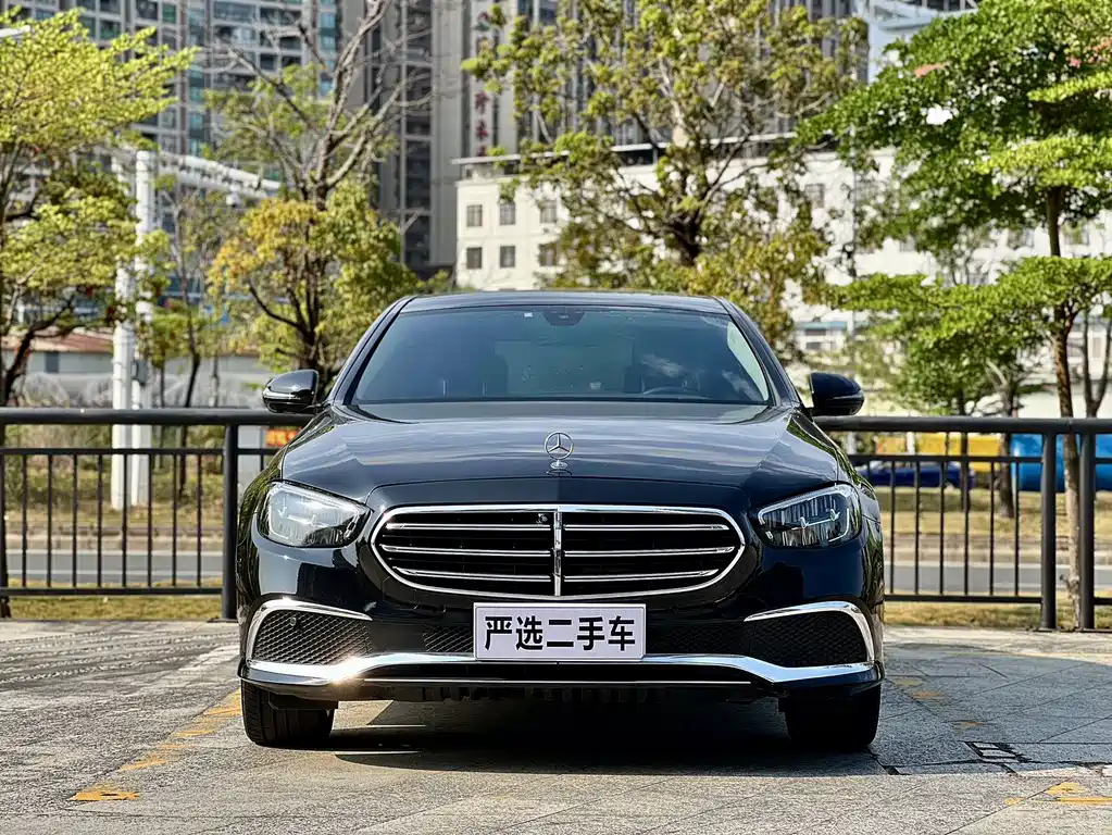 Mercedes-Benz E-Class E 2023 E 300 L Fashion