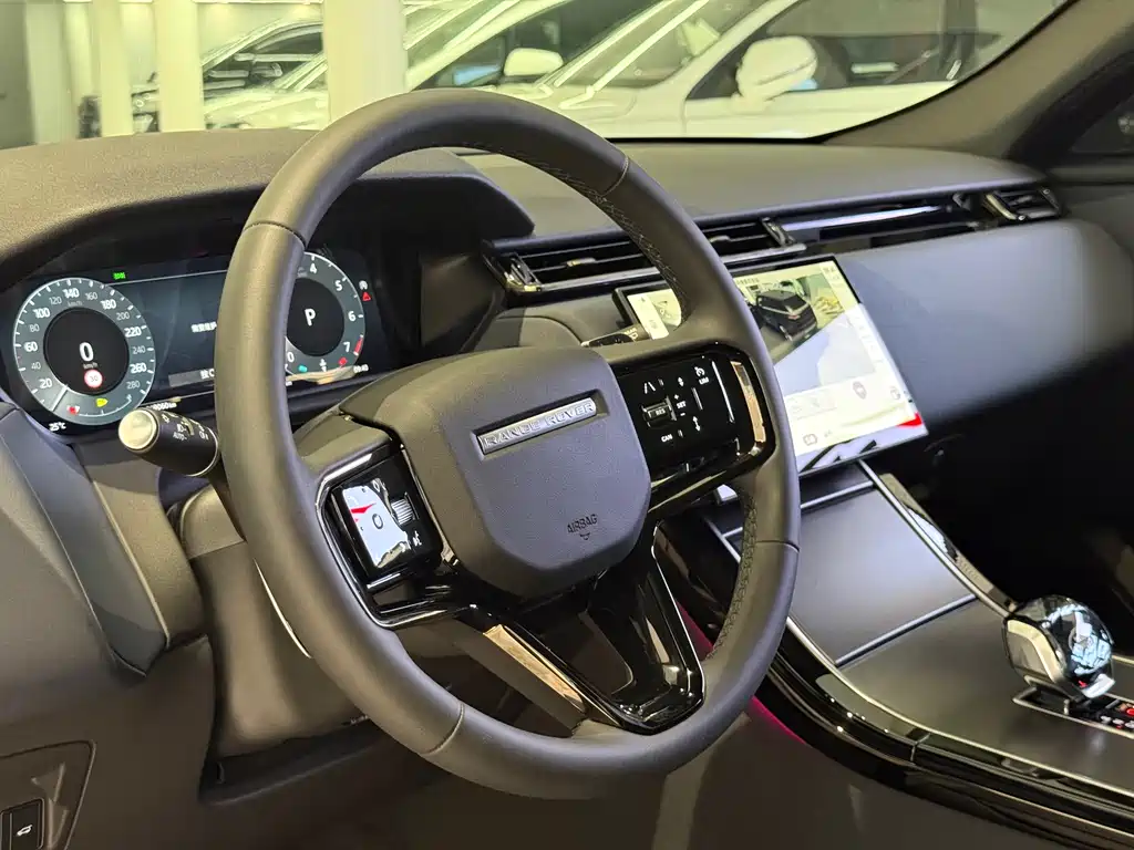 Land Rover Range Rover Velar 2024 Dynamic SE