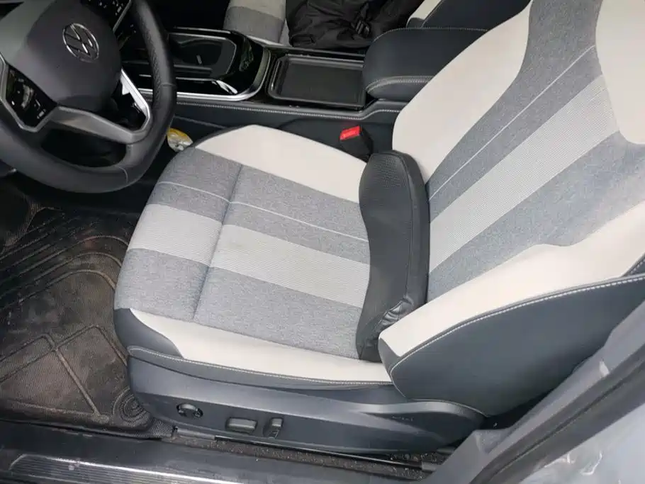 Volkswagen ID.4 Crozz — миниатюра 9