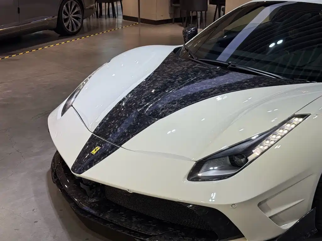 Ferrari 488 — миниатюра 5