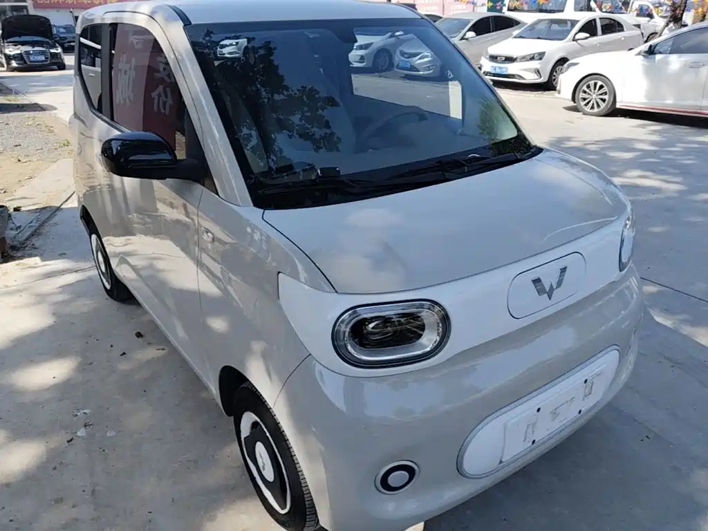 Wuling MINIEV — миниатюра 4