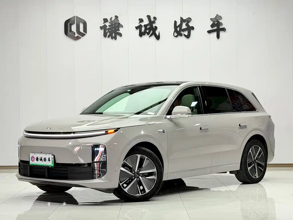Li Auto L6