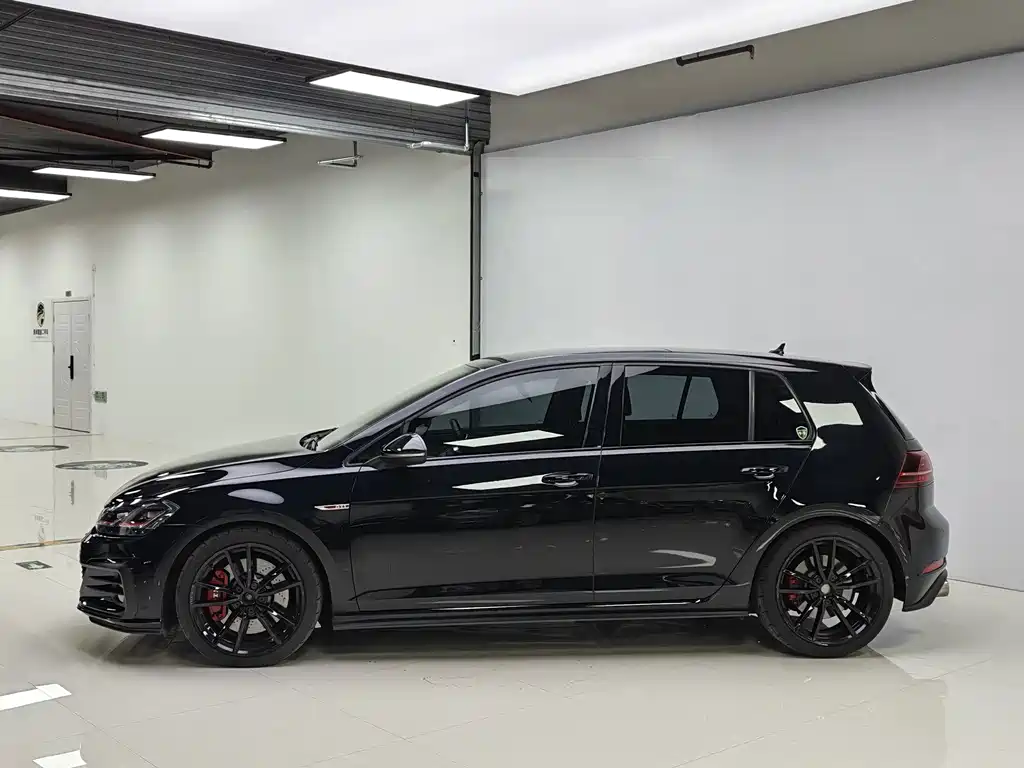 Volkswagen Golf GTI — миниатюра 4