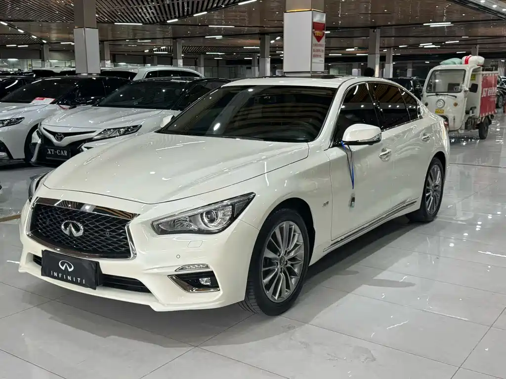 Infiniti Q50L 2019