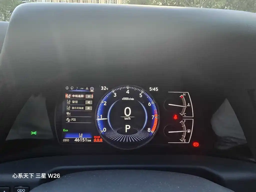 Lexus ES — миниатюра 6