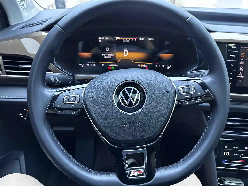 Volkswagen Tharu — миниатюра 12
