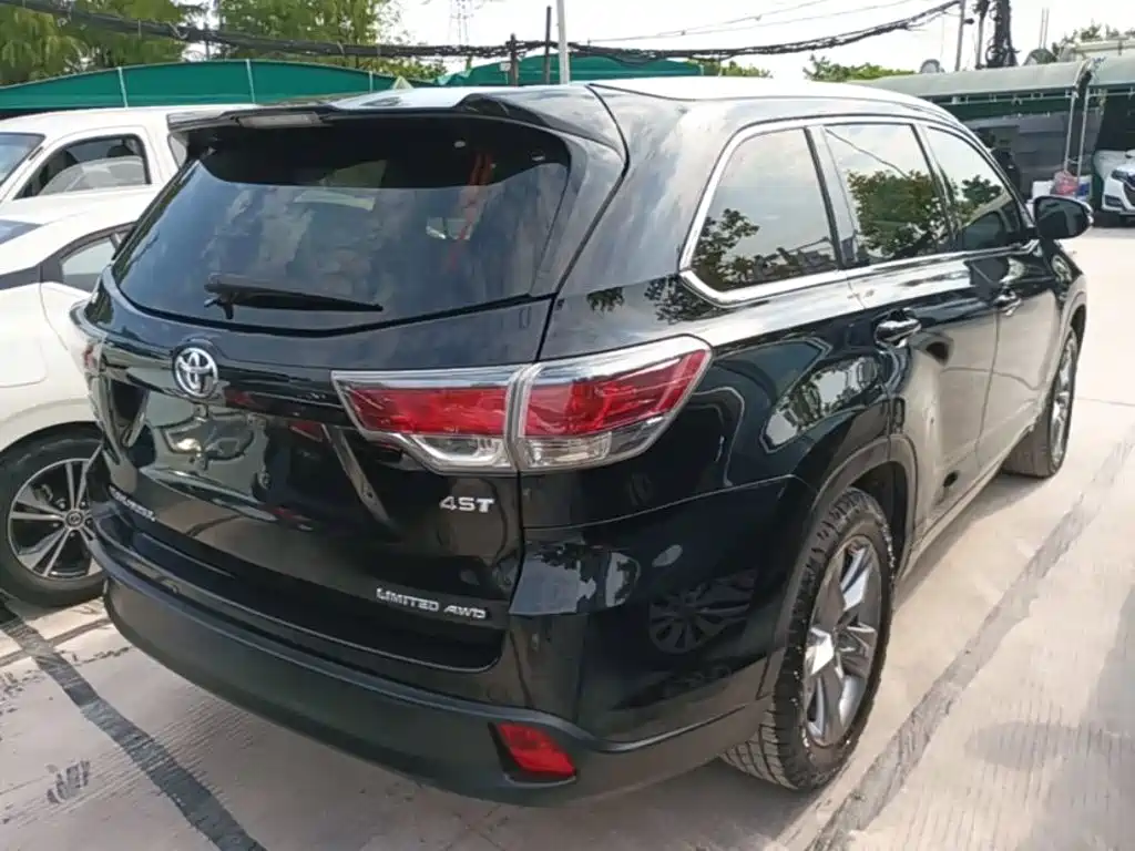 Toyota Highlander — миниатюра 7