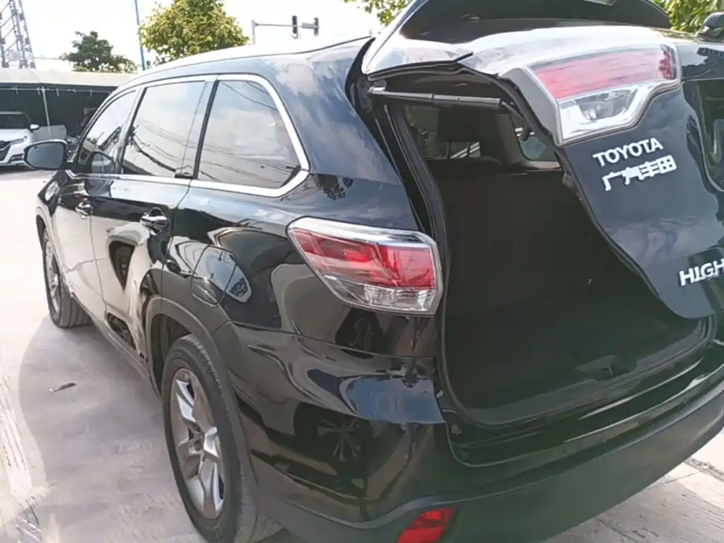 Toyota Highlander — миниатюра 5