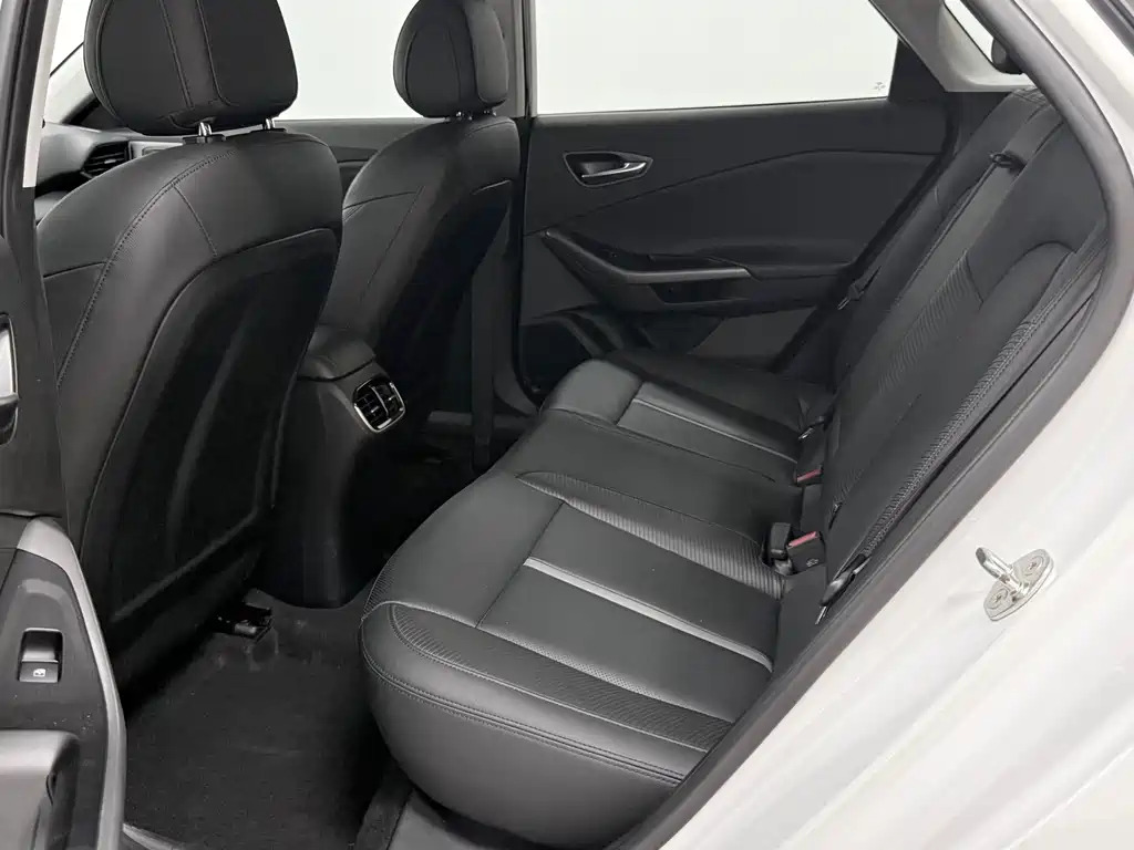 Hyundai Fista — миниатюра 17