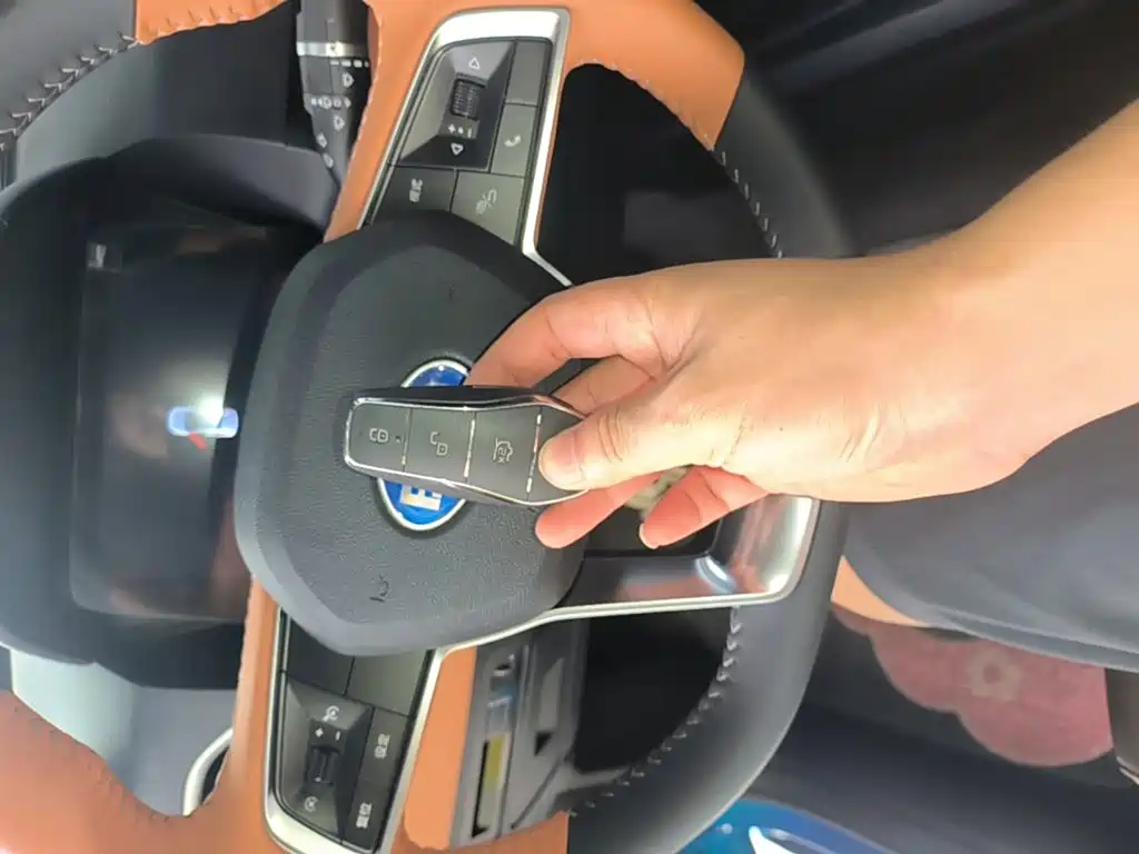 BYD e2 — миниатюра 9