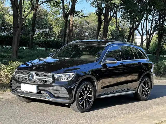 MERCEDES-BENZ  GLC
