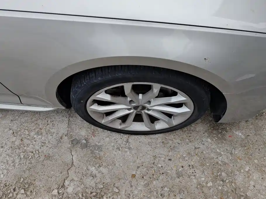Audi A4L — миниатюра 6
