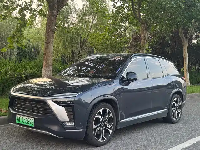 2022 Nio ES8