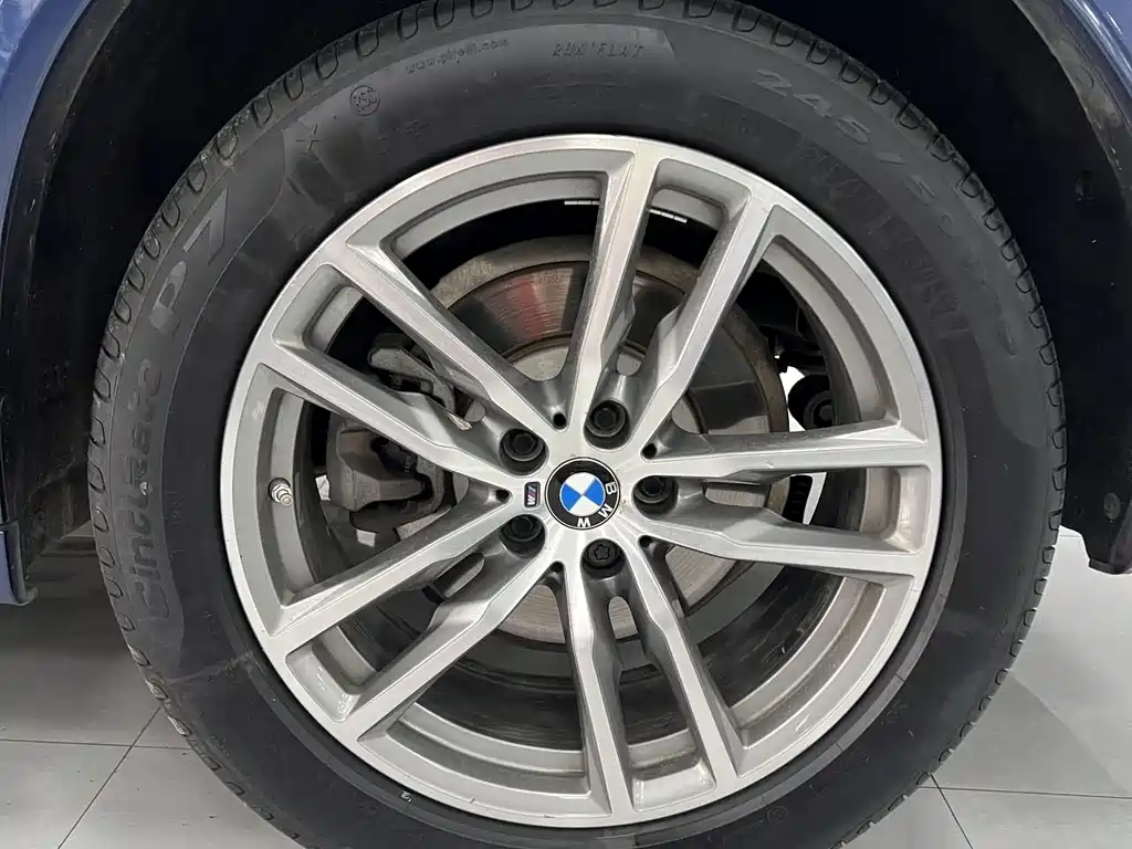 BMW X3 — миниатюра 8