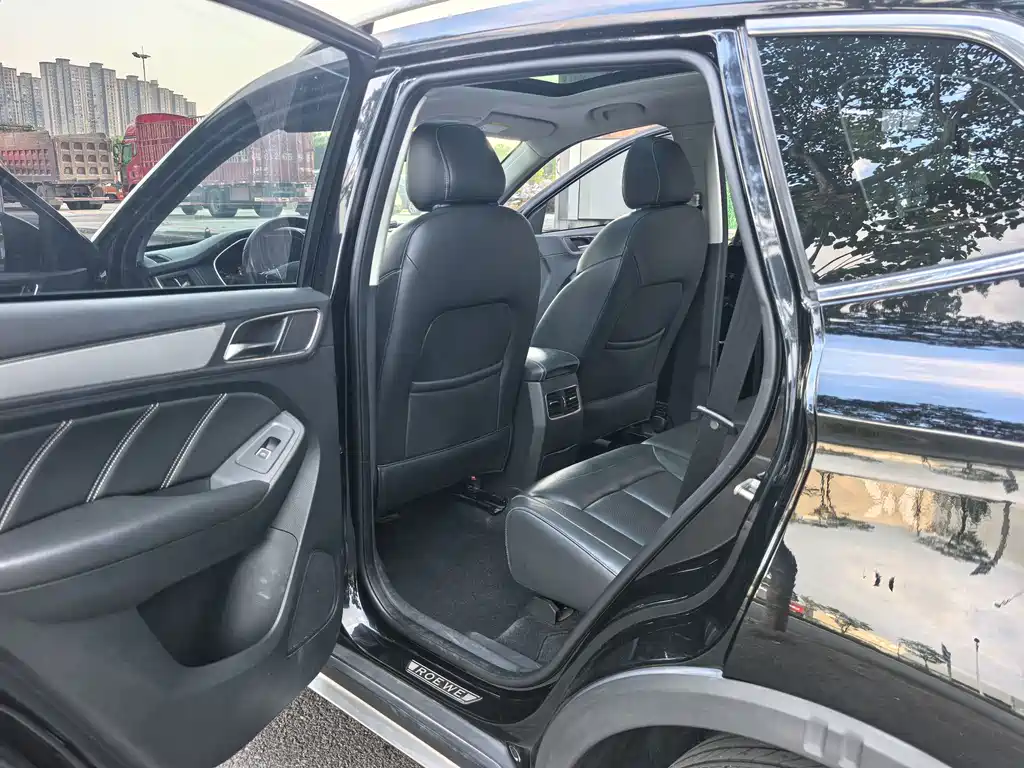 Roewe RX5 — миниатюра 9